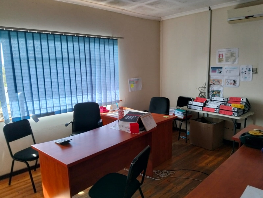 To Let Commercial Property for Rent in Mthata Eastern Cape